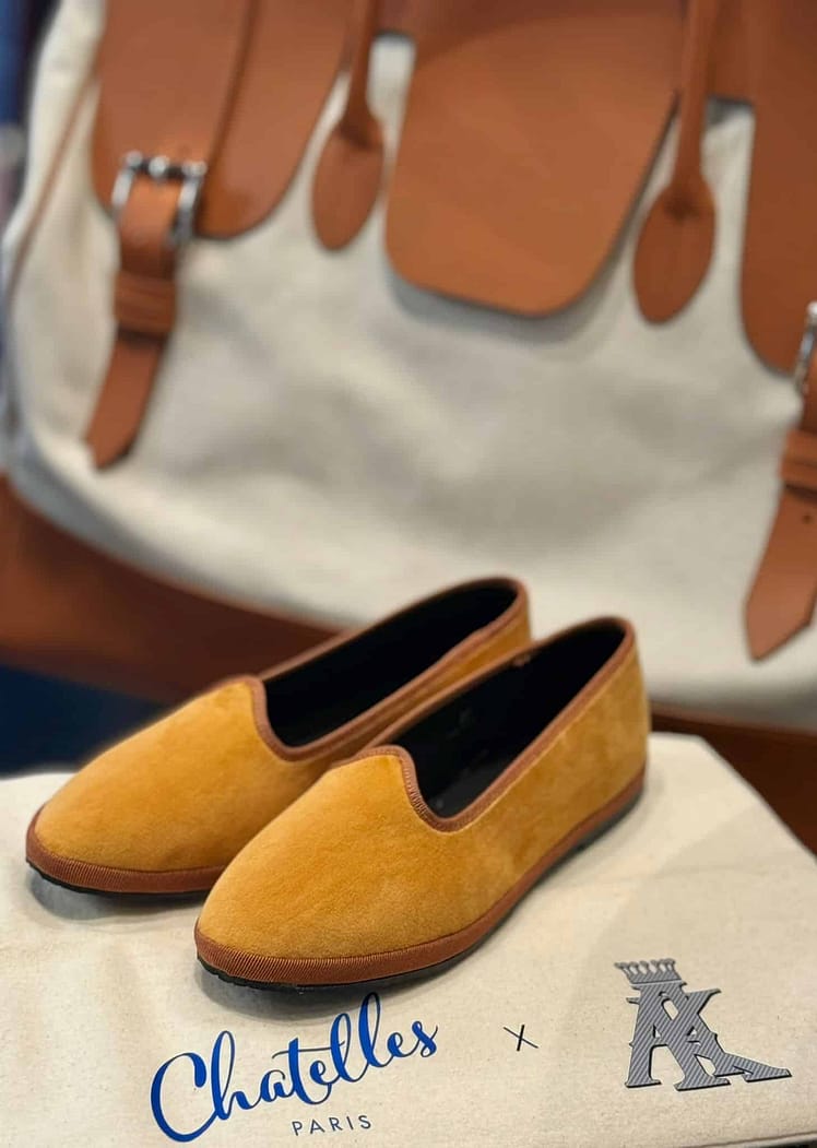 AK MC beige Venetian slippers